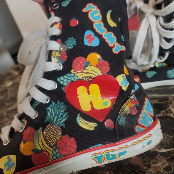 Harajuku Lovers YUMMY Hightop sneakers 👟 - Picture 7 of 10